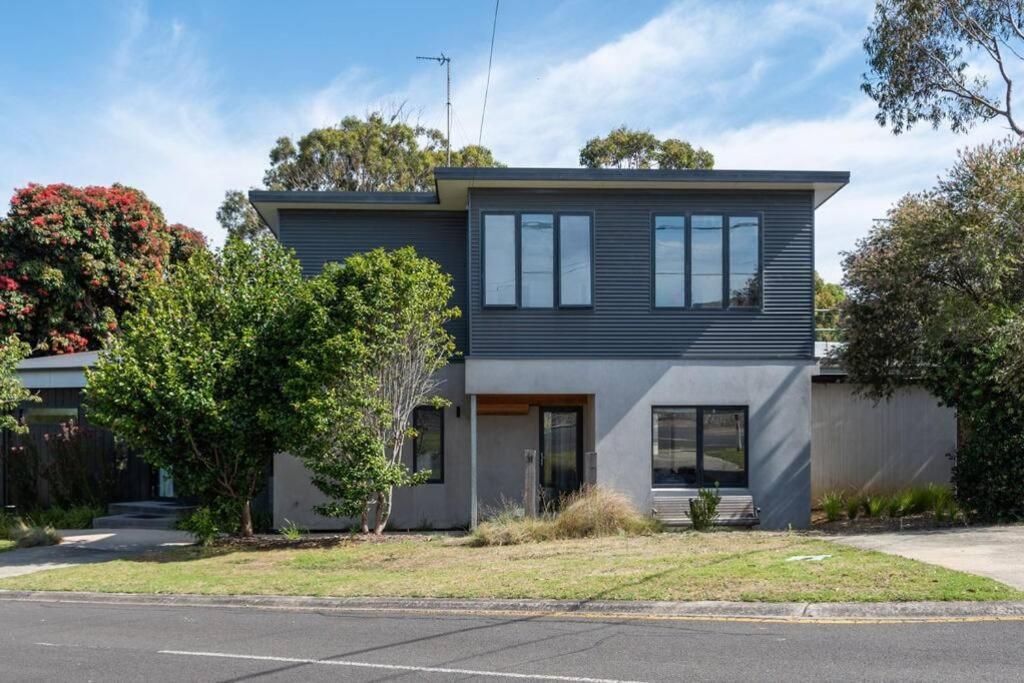 Villa Flowering Gum House - Furry Friends Welcome Anglesea Exterior foto